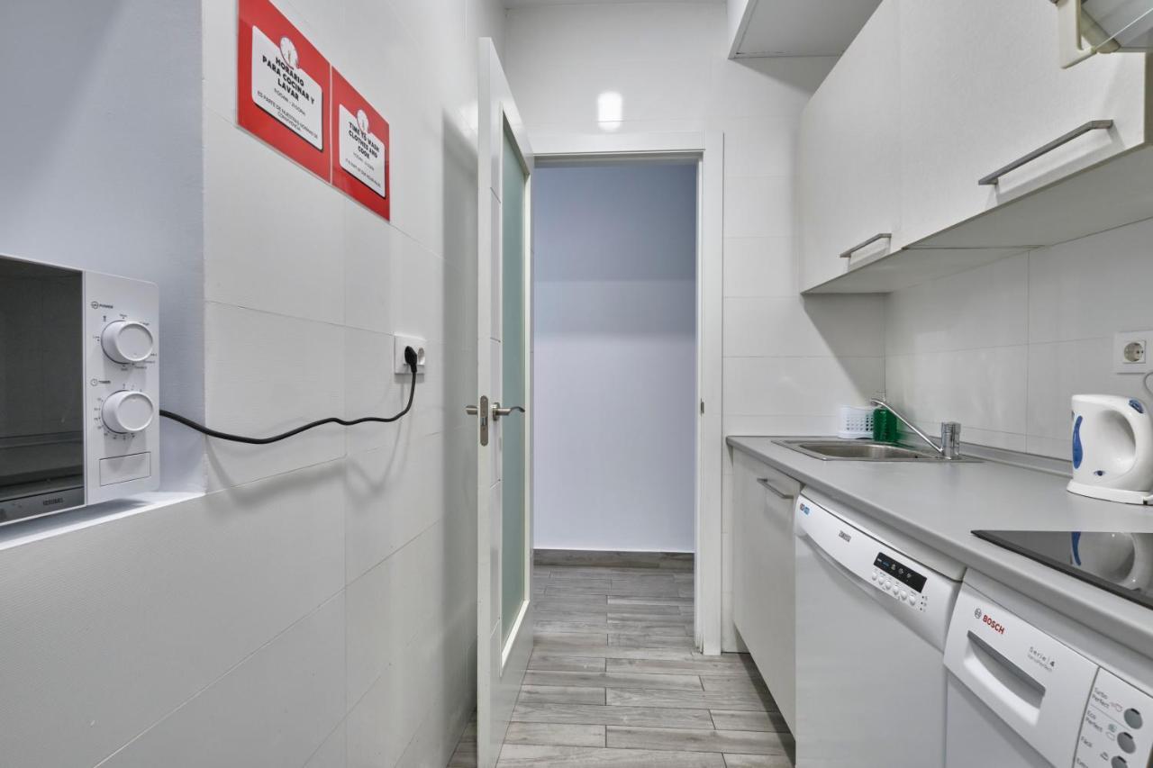 Nunez De Arce Habitaciones Madrid Exterior photo
